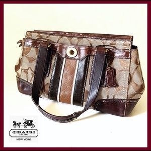 Coach Hampton Signature